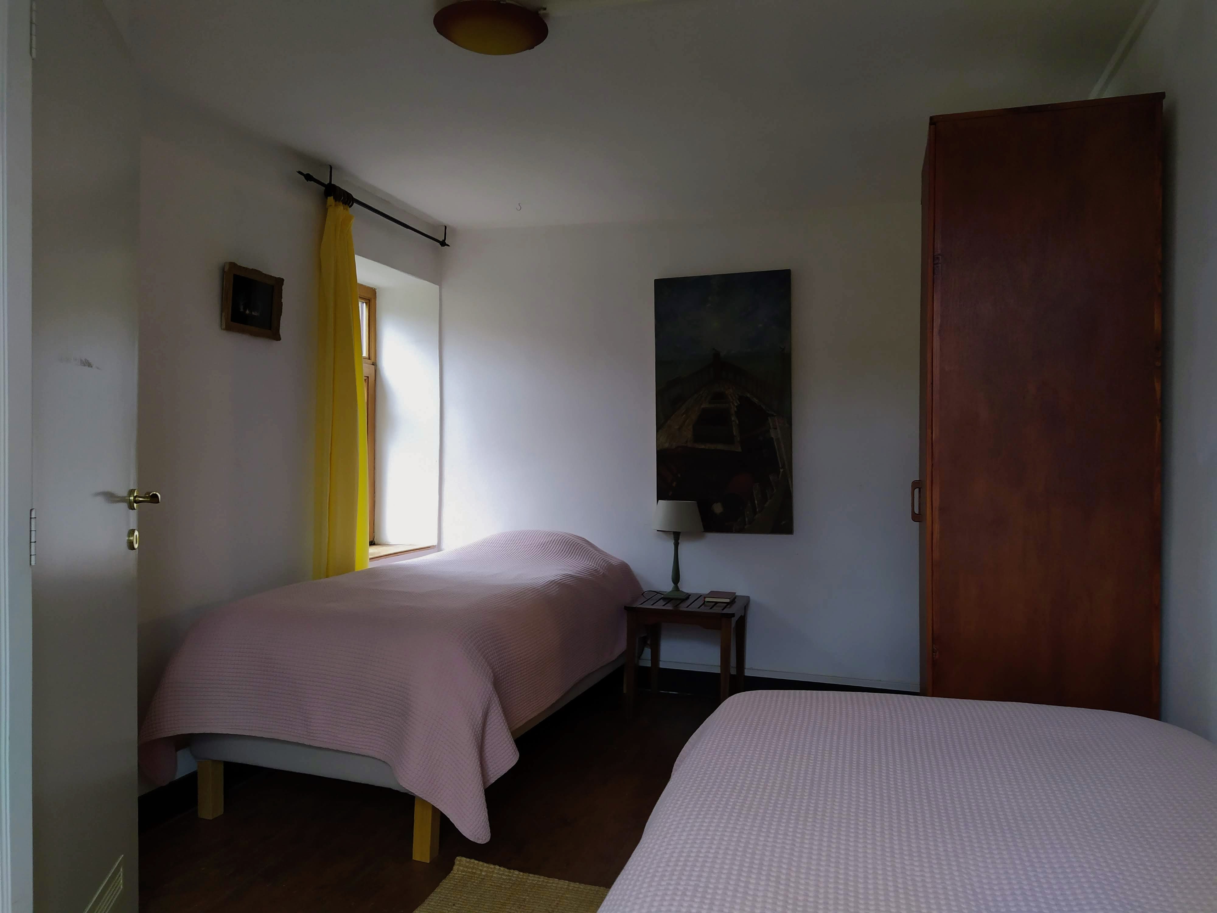 Dormitory for men (or couple) with a private shower (2-persons bedroom)