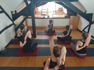 Yoga en meditatie retraite in Asharum Amonines