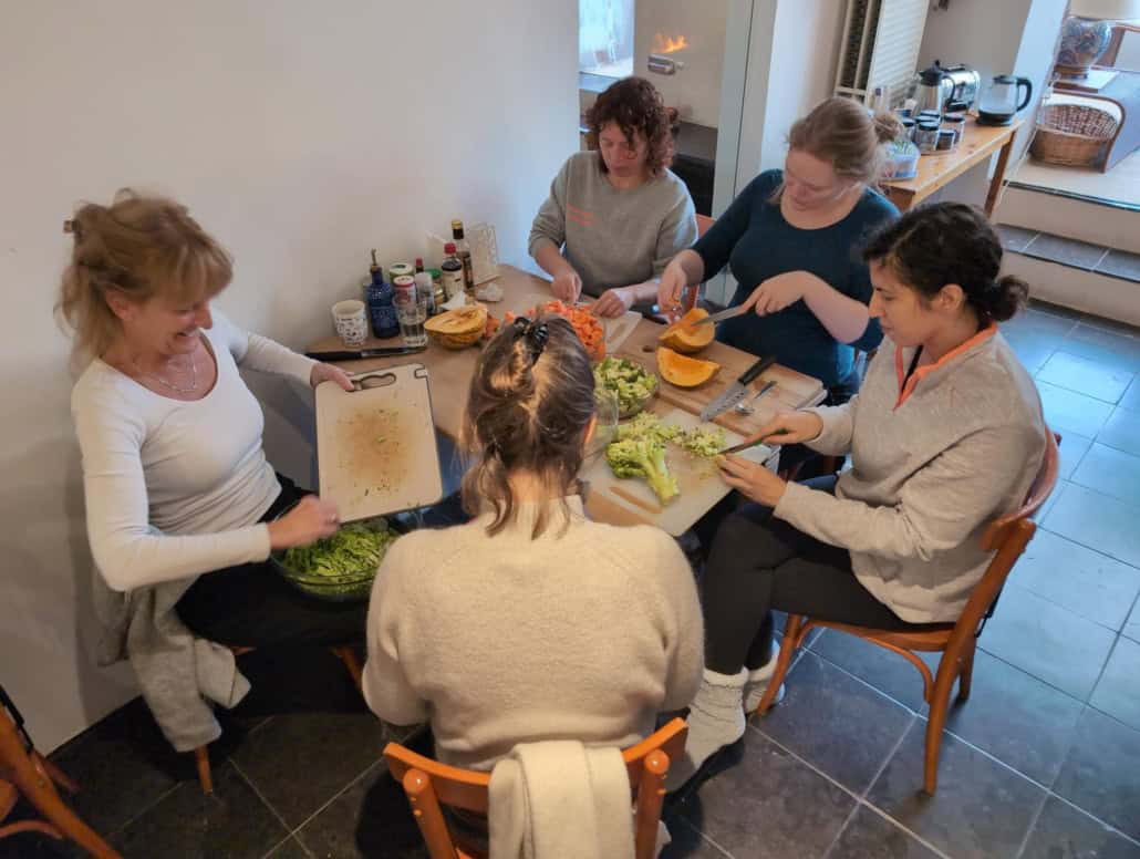 04DFFE58-C5ED-496C-BBD3-02D537F1FC6C